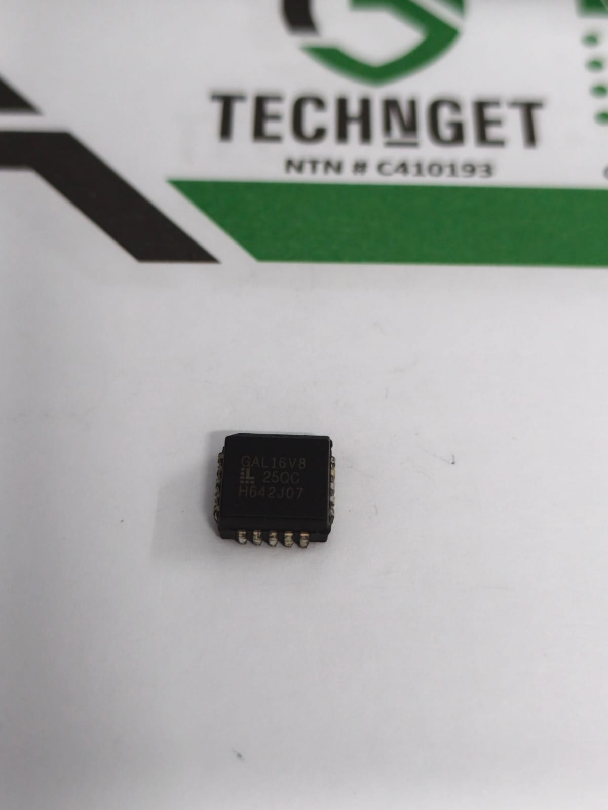 GAL16V8 IC-GAL-16V8-PLCC - Image 1