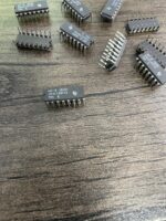 CD4015BF3A Ceramic IC - Image 2