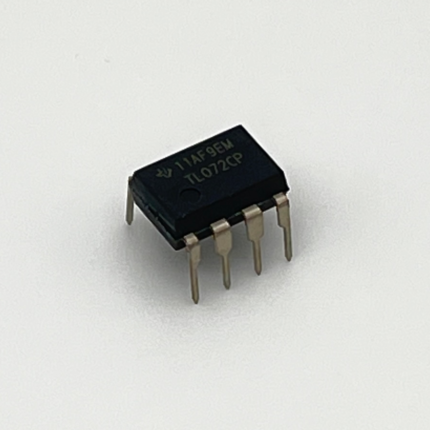 TLO72 DIP IC