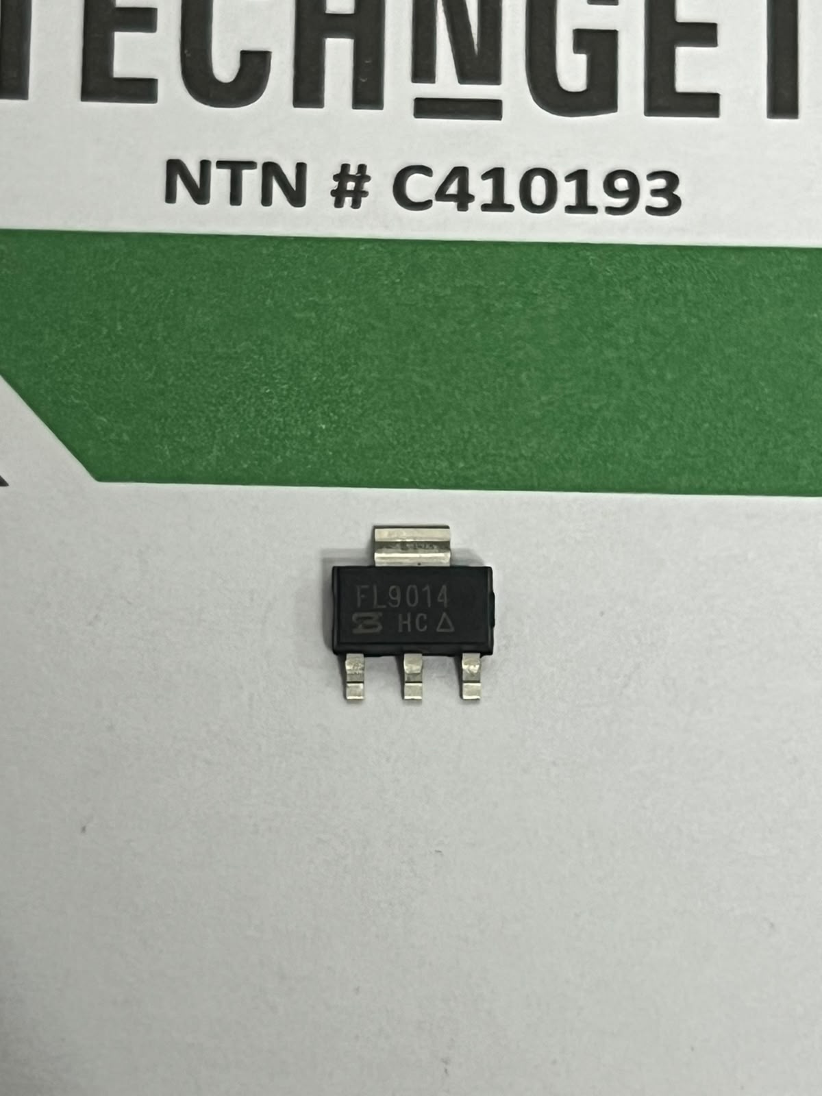 Transistor-FL9014 FL9014 NPN Transistor - Image 1